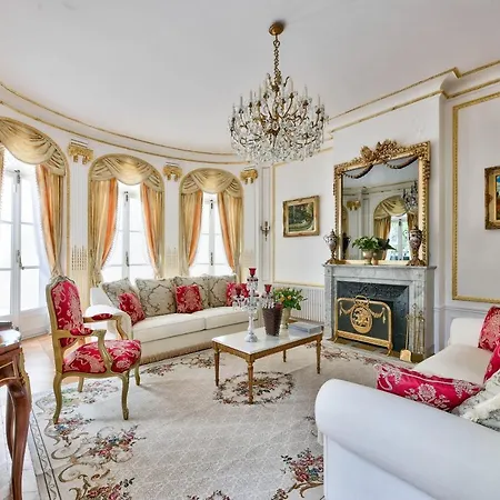 Villa Luxury House In Paris