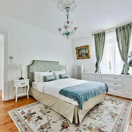 Luxury House In Villa