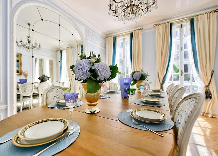 Luxury House In Paris