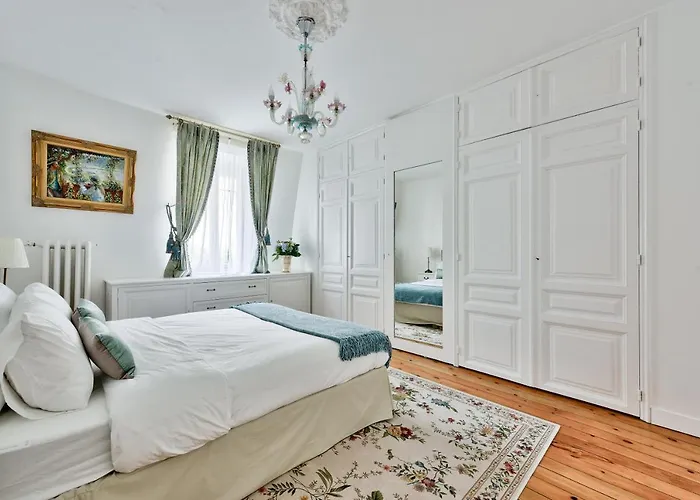 Luxury House In Villa *