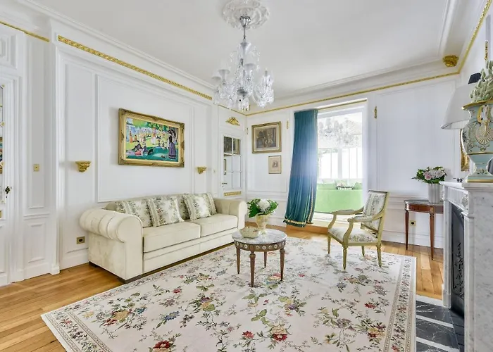 Villa Luxury House In