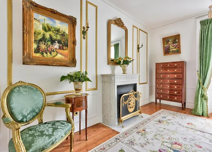 Villa Luxury House In *