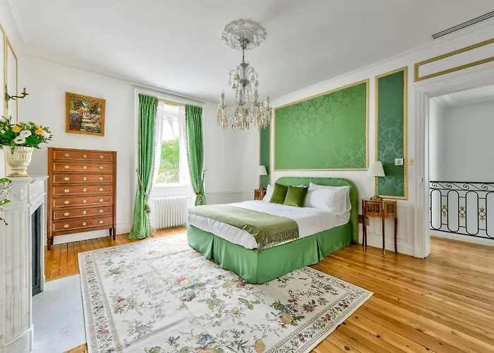 Luxury House In Vila *