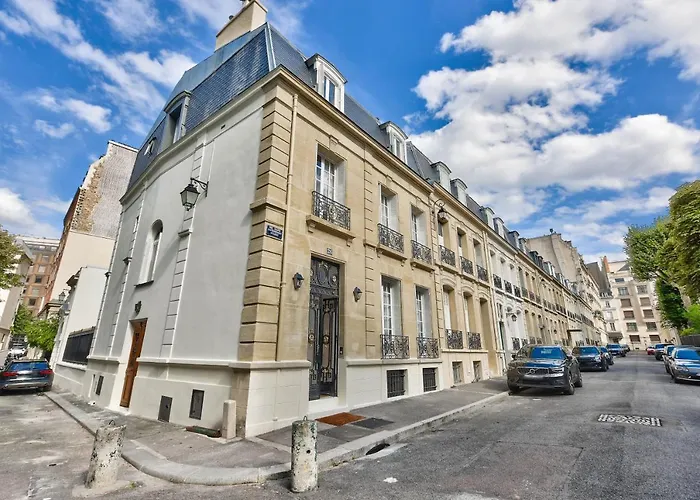 Luxury House In *