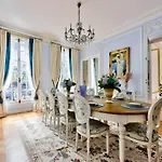 Villa Luxury House In