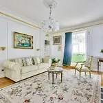 Villa Luxury House In