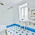 Luxury House In Parijs