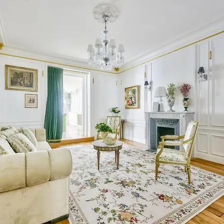 Villa Luxury House In